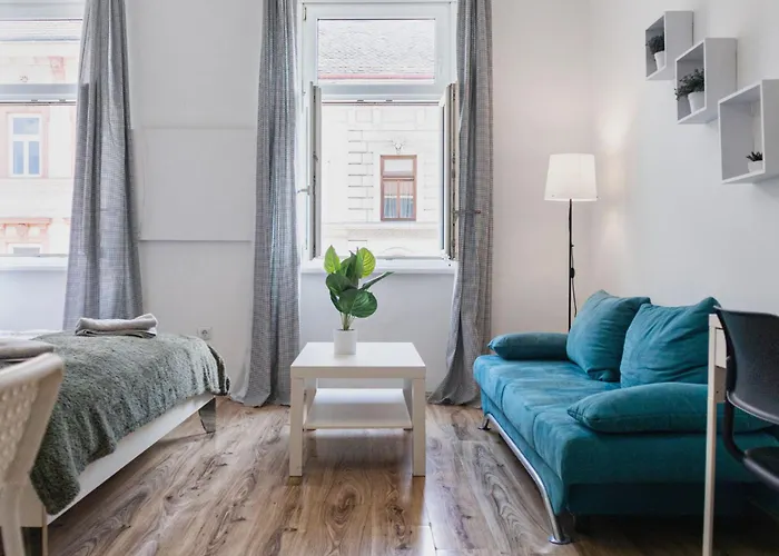 Beautiful 2br With Fast Wifi In Prime Location Vienna
